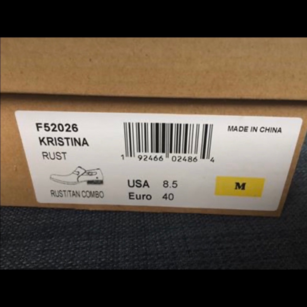 Born boots, NIB - Picture 2 of 2